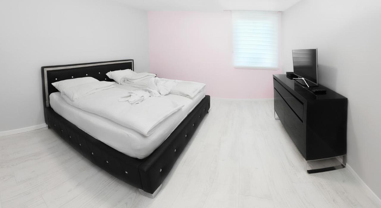 Corso Lux Apartman Gyula Exterior photo